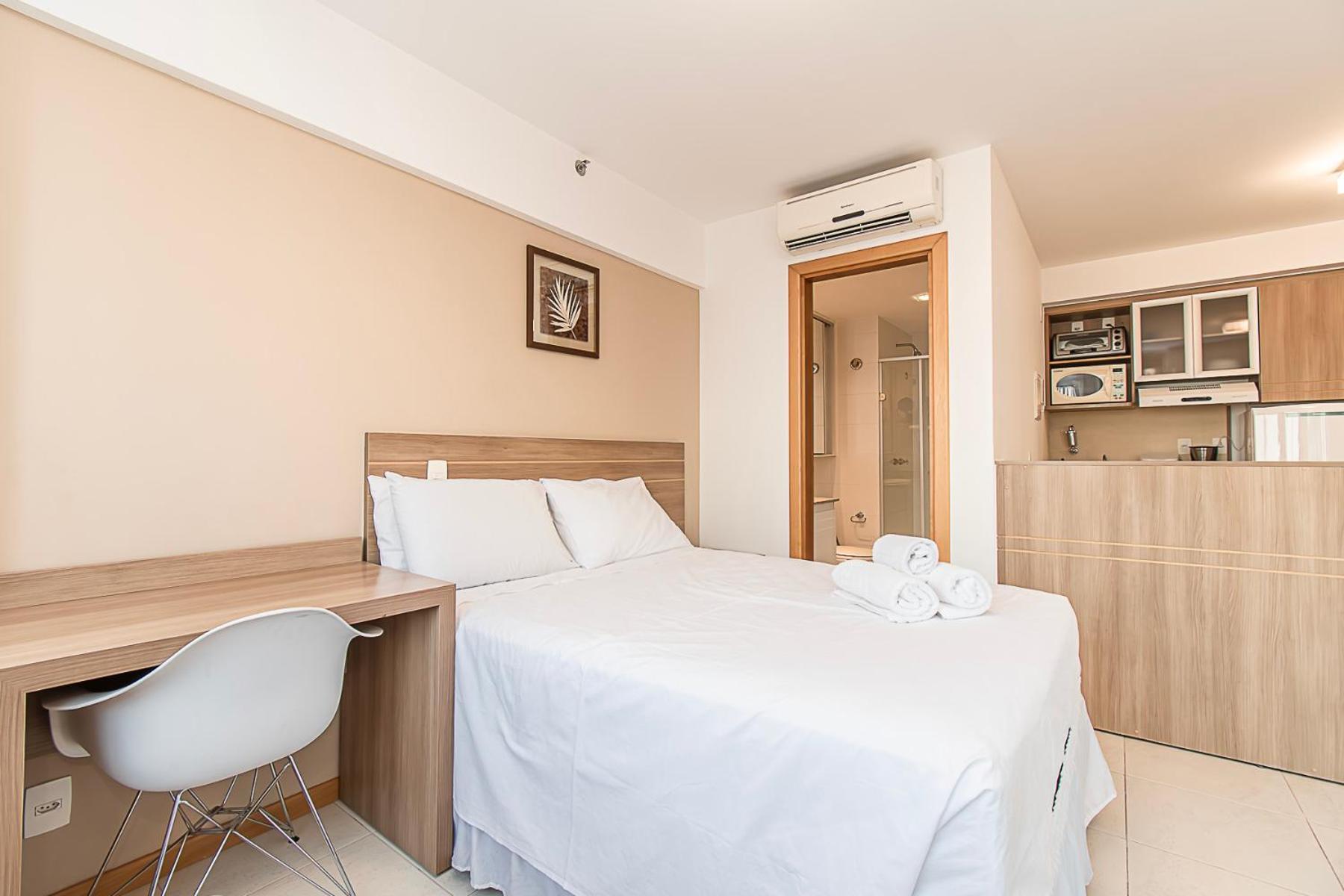 Quarto Deluxe (2 Adultos + 1 Criança)