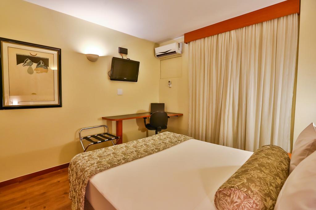 Quarto Superior com Cama Queen-size