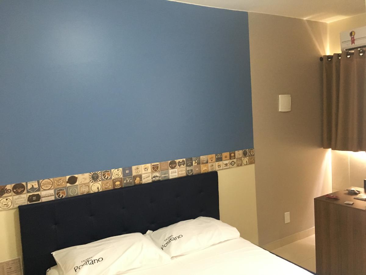Quarto Duplo