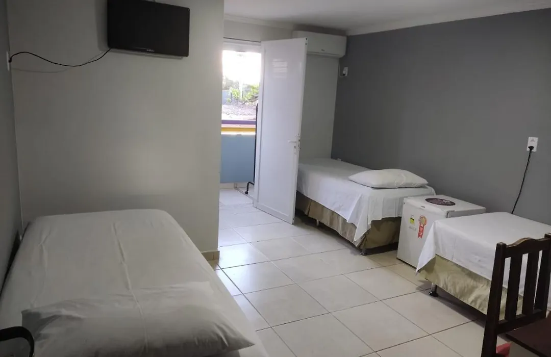 Pousada Ipe Da Vila-1