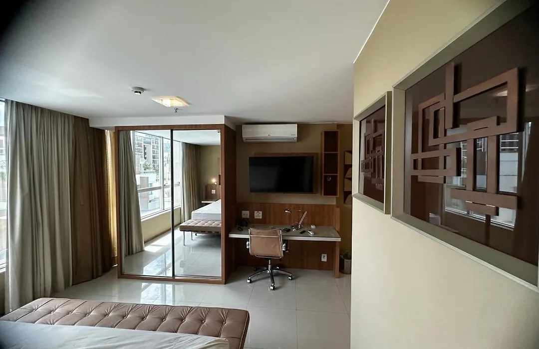 Flat No Jade Hotel-1