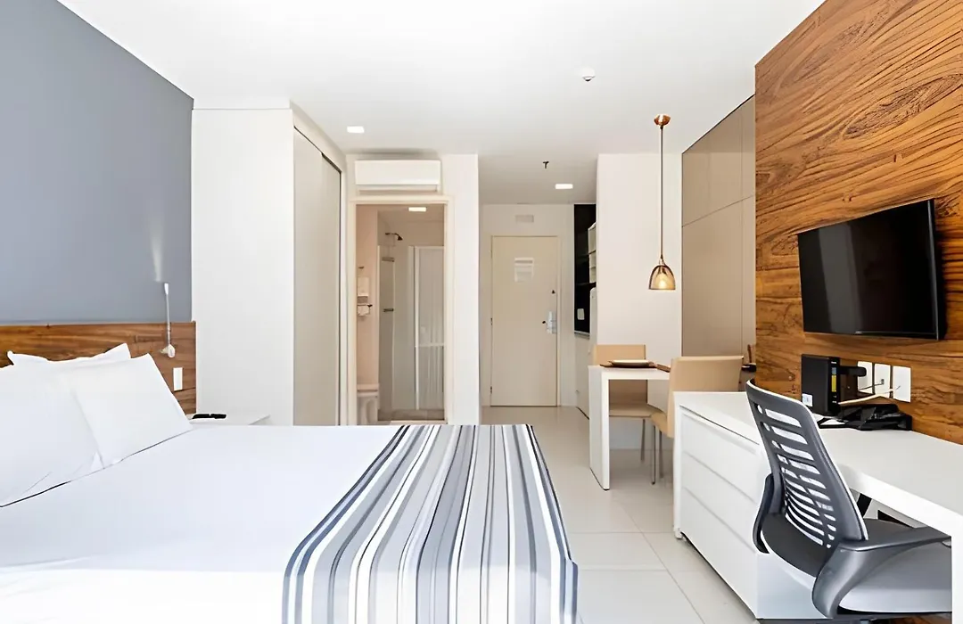 Hotel Vision-1