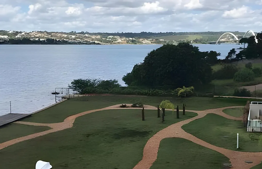 Brisas Do Lago - Apartamento 6-1