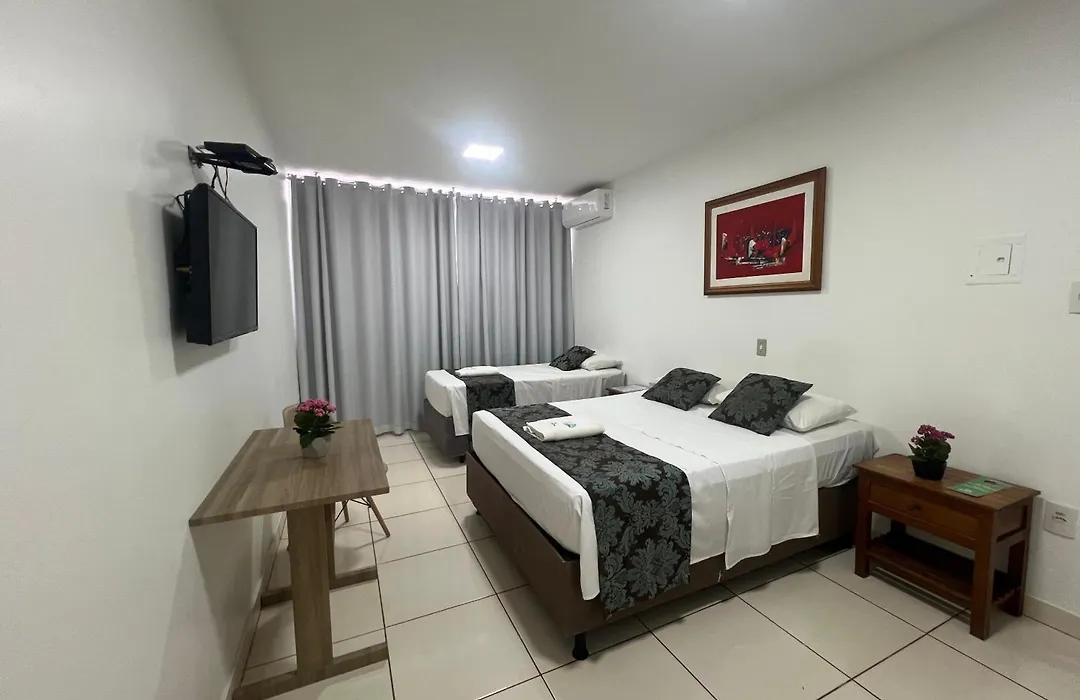 Max Hotel-1