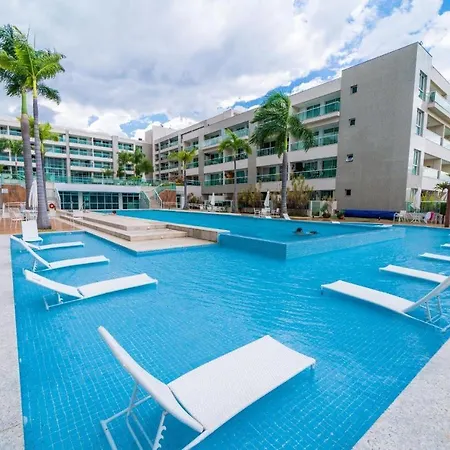 Flat Brisas Super Luxo Beira Lago-3