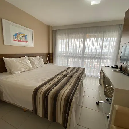 Flat Hotel Vision Hplus frente para Esplanada - SEM CAFÉ - Acomodação Particular-3