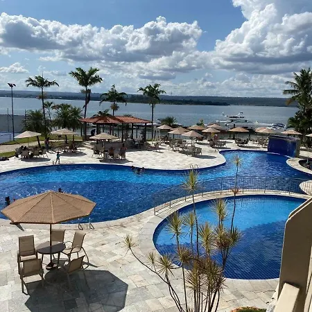 Lindo Flat Reformado No Lake Side.-3