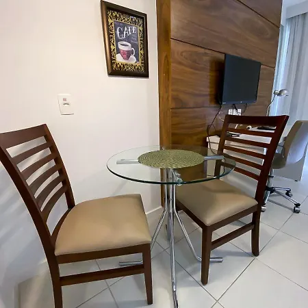 Flat Particular: Central Brasilia Apartment with Garage-3