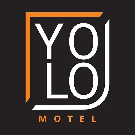 Yolo Motel-2