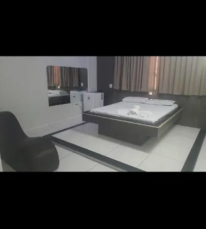 Hotel Canal Hum Comercial-3