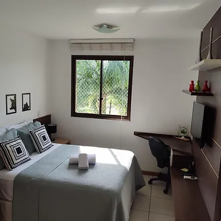 Apt 2 Suites No Life Resort Com Vista Parcial Para O Lago E Lazer Completo-3