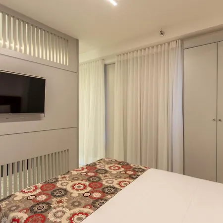 Venice Park Hplus Long Stay-3
