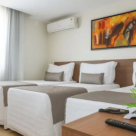 Vida Plaza Hotel-3