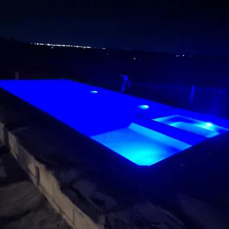 Casa confortável, pertinho da cidade e conectada a natureza-3